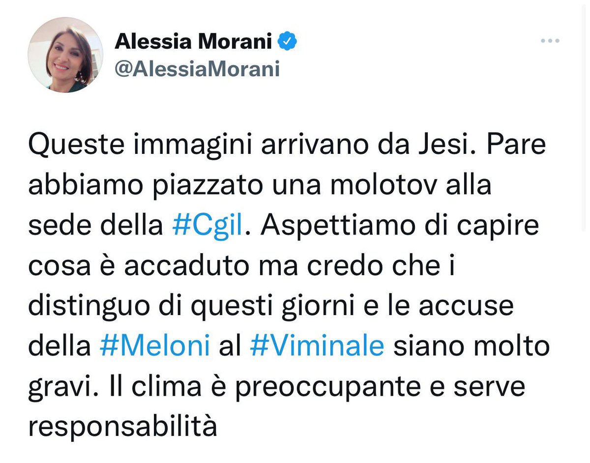MarcoOsnato's tweet photo. Ecco…semmai ci fosse bisogno di un esempio di stupida strumentalità applicata alla politica oggi ne abbiamo una prova inconfutabile…@AlessiaMorani se non fossimo di fronte a un fatto drammatico ti direi di stare lontana tu dalle bottiglie…ma di alcolici!!! #vergogna https://t.co/tDrL6YafWq