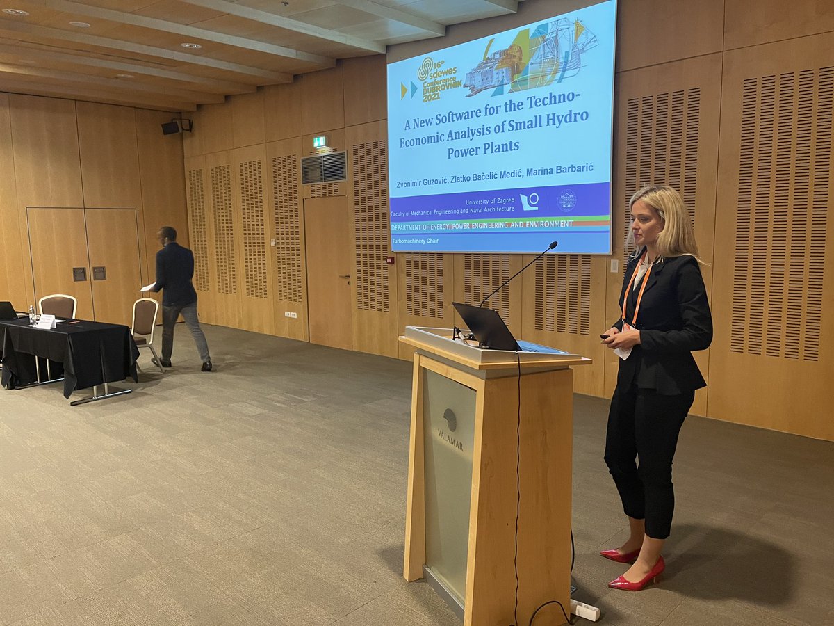 FJuric7's tweet photo. The best way to close #sdewes Dr @MarinaBarbaric aka Turbo Dr Marina presenting at #sdewes conference
She brought a little fairy tale to #sdewes2021 same as Dorothy to the world of Oz wizard, to which we could not have tin-heart #redshoes #redpolish
Somewhere over the🌈 #endgame https://t.co/cqVdsLfAtj