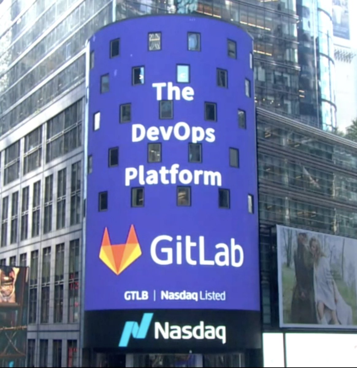 David Sakamoto tweet media