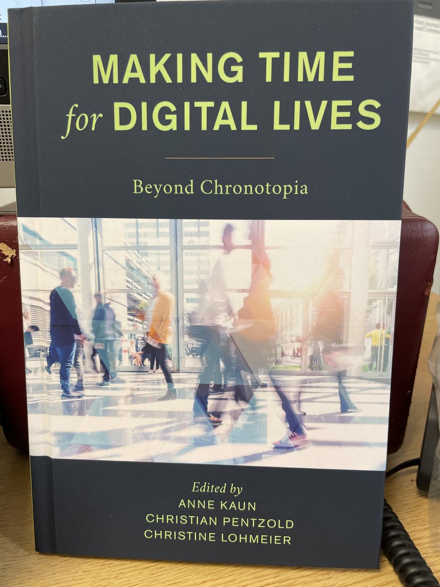 Excited to find this in my pigeonhole today! <a href="/akaka15/">akaka 1</a>
<a href="/chris_lohmeier/">Christine Lohmeier</a> #christianpentzold