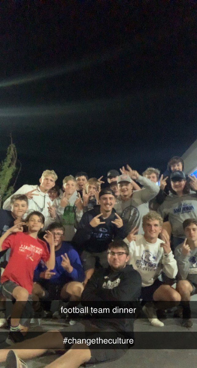 JaredWasson74's tweet photo. Football team Ihop run!! #changetheculture https://t.co/y7Bs4sUpdt