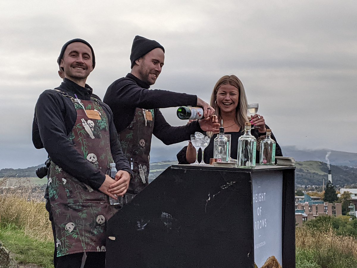 How's this for the perfect setting to sample Height of Arrows 🏹 gin, produced by Holyrood Distillery in the shadow of Arthur's Seat? A great new addition to Edinburgh's thriving gin scene and lovely in a martini🍸<a href="/HolyroodWhisky/">Holyrood Distillery</a> #edinburgh