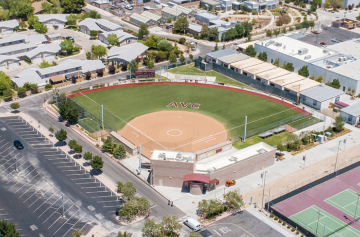FieldTurf's tweet photo. Two FieldTurf TripleThreat surfaces honored by the 2021 @NettingPros / @NFCAorg Field of the Year Award. Big congratulations to our friends at
@CSB_Athletics (NCAA Division III) and @AVCAthletics (Cal JC)🥎
Thank you for your trust. #BuiltbyFieldTurf https://t.co/2y9pdwmEjt