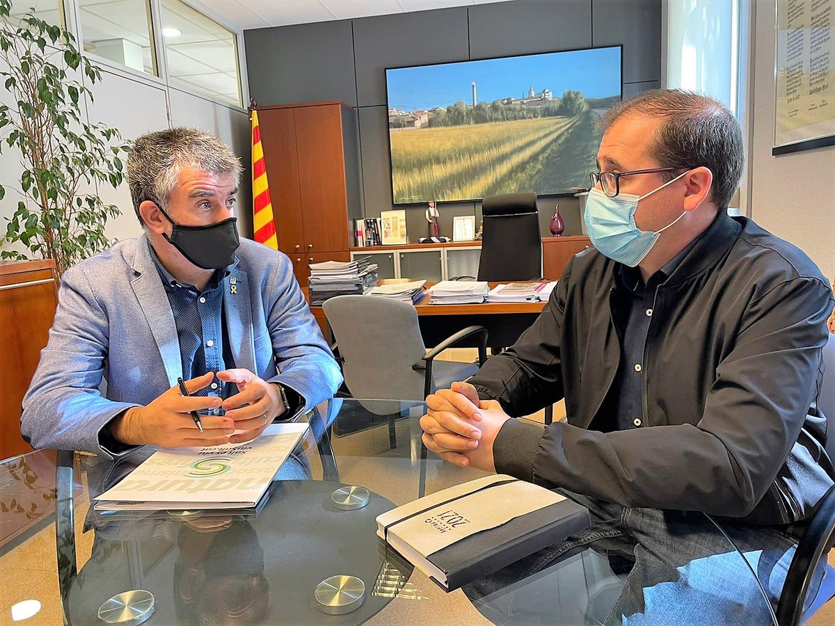 ViladeSalt's tweet photo. 📣L'Ajuntament de #Salt i l'Associació de Veïns del Barri Centre impulsen una prova pilot de masoveria comunitària

ℹ️ https://t.co/d7vmw366o6

#ViuSalt https://t.co/sCWfZPTm6A