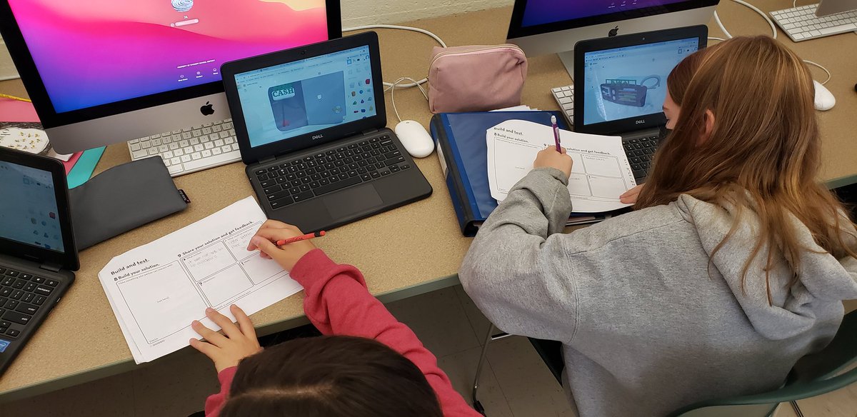 MrOTechTeacher's tweet image. We've empathized. We've defined. We've ideated. We've prototyped. Now let's test and get feedback! What does your partner think? What worked? What didn't? Any suggestions to improve the wallet? With #designthinking we're sure to make a great design! @wyckoffschools @WPSEisenhower