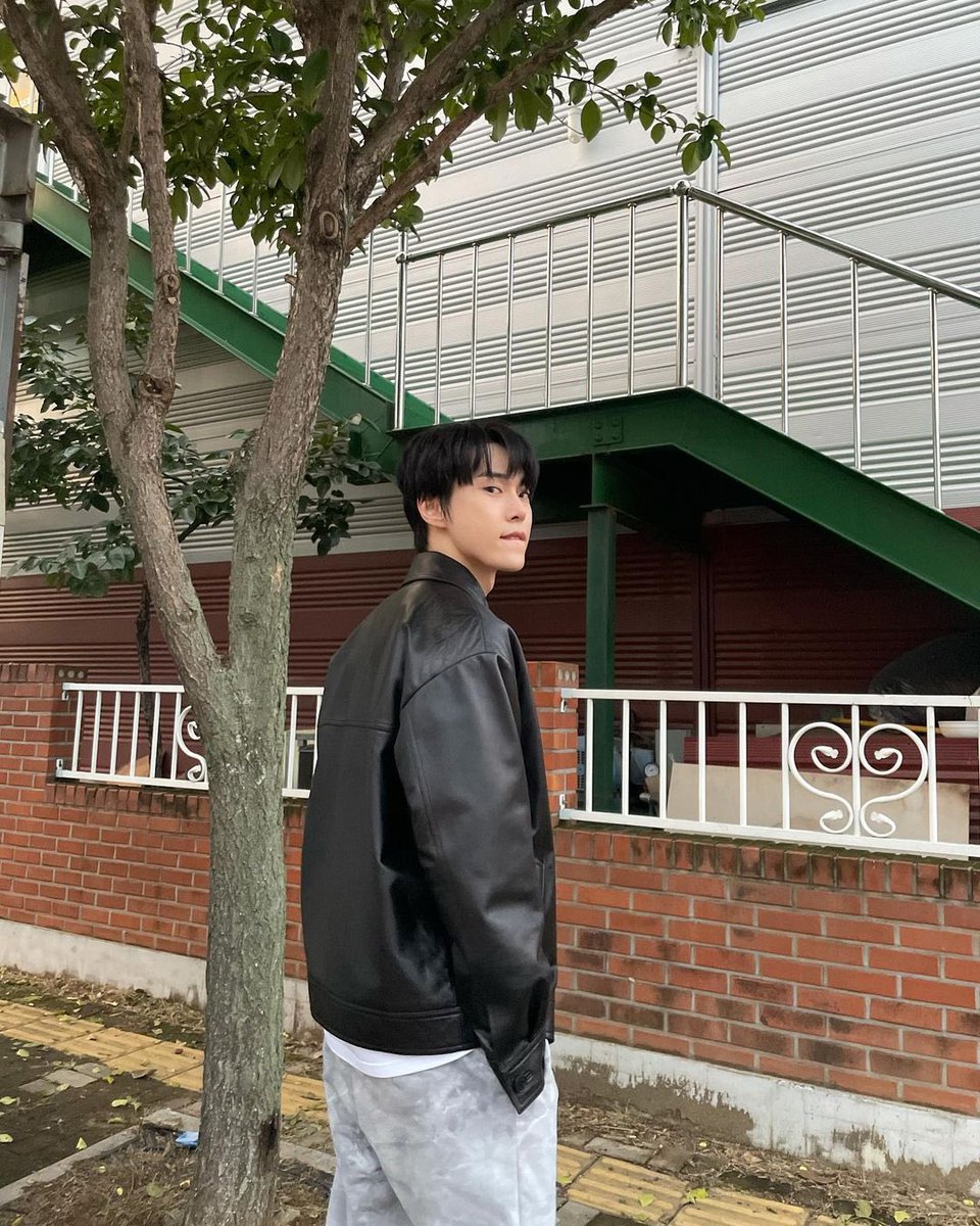 도영 @.@ tweet media