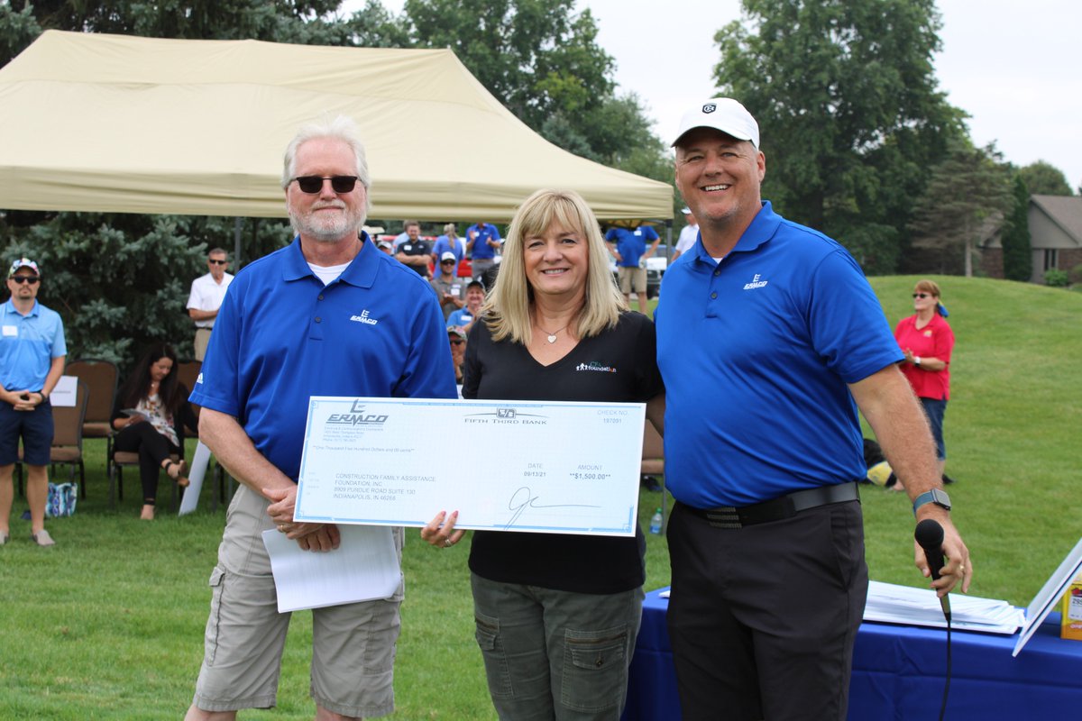 cfafoundation10's tweet photo. Thanks @ERMCOInc for presenting CFA Foundation with a $1,500 donation during the ERMCO Charity Golf Outing Sept. 16! We appreciate your support of our mission of financially assisting #construction workers and their families affected by a life-changing workplace injury. https://t.co/72SgYavIfX