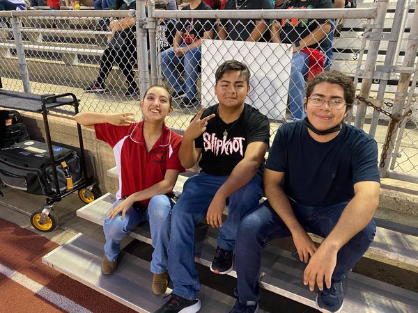 Pt. 2! New and Former Media Tech Students covering the football game!🔴⚪️🔴⚪️