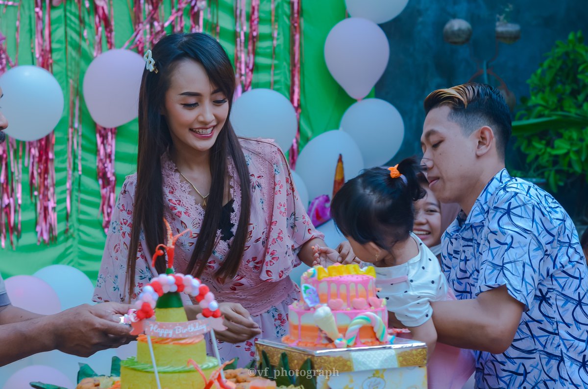 Gak mau bahagia sendiri ❤️❤️