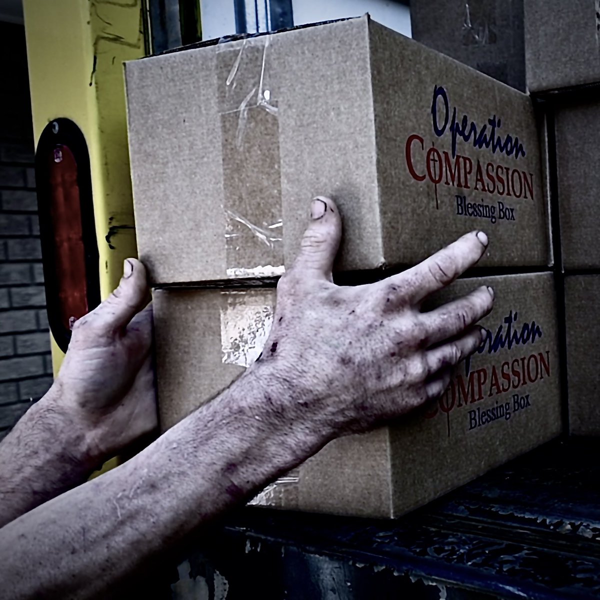 Op_Compassion's tweet photo. These boxes go all over the world to those who have been affected by disasters and are in desperate need. https://t.co/uzLpE9KTQS