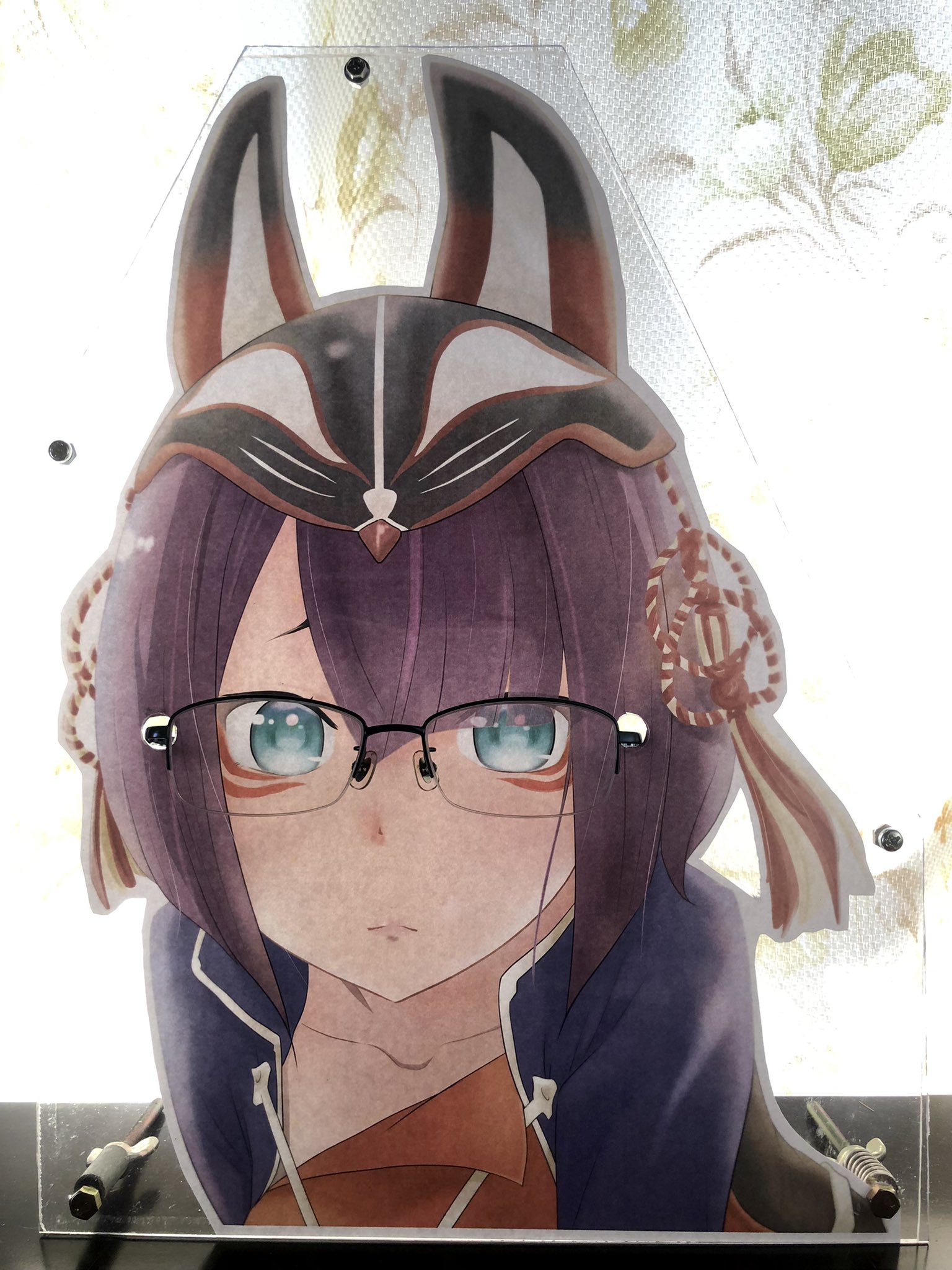 キキ 自前の絵で何かできないかと考えて 作ってみましたミサクラさんメガネ置き イラストをプリントアウトしてアクリル板で挟んで穴を開けて完成 キャラスト4周年記念ファンアート T Co G3dlkknlsj Twitter