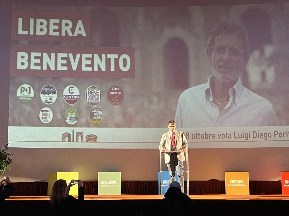 civico22's tweet photo. Il nostro presidente @AngeloMoretti40  con @pdnetwork @EnricoLetta @EnricoBorghi1 
Chiusura campagna #elezioniamministrative2021 #Benevento 
Civico22 in campo per #liberabenevento 
@Deputatipd @SenatoriPD @ElenaCarnevali https://t.co/JebWgvByvO