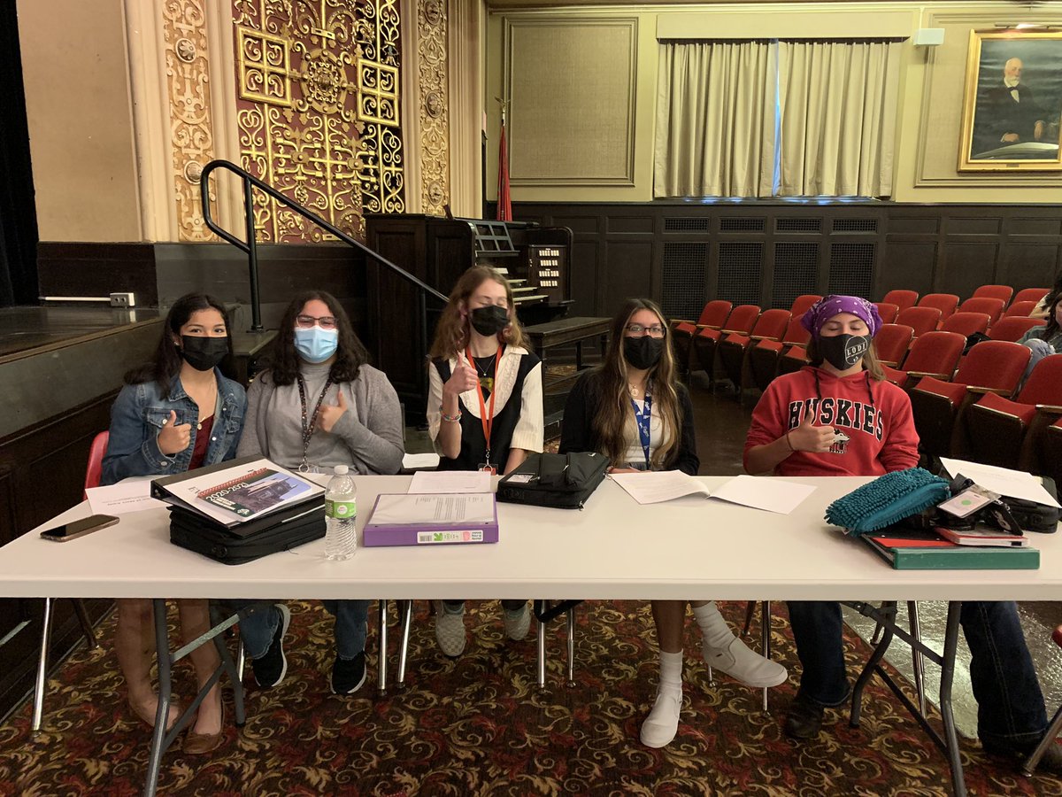 Sophomore  Honors Salem Witch Trial #2: The vote is in and Mary Easty goes free!