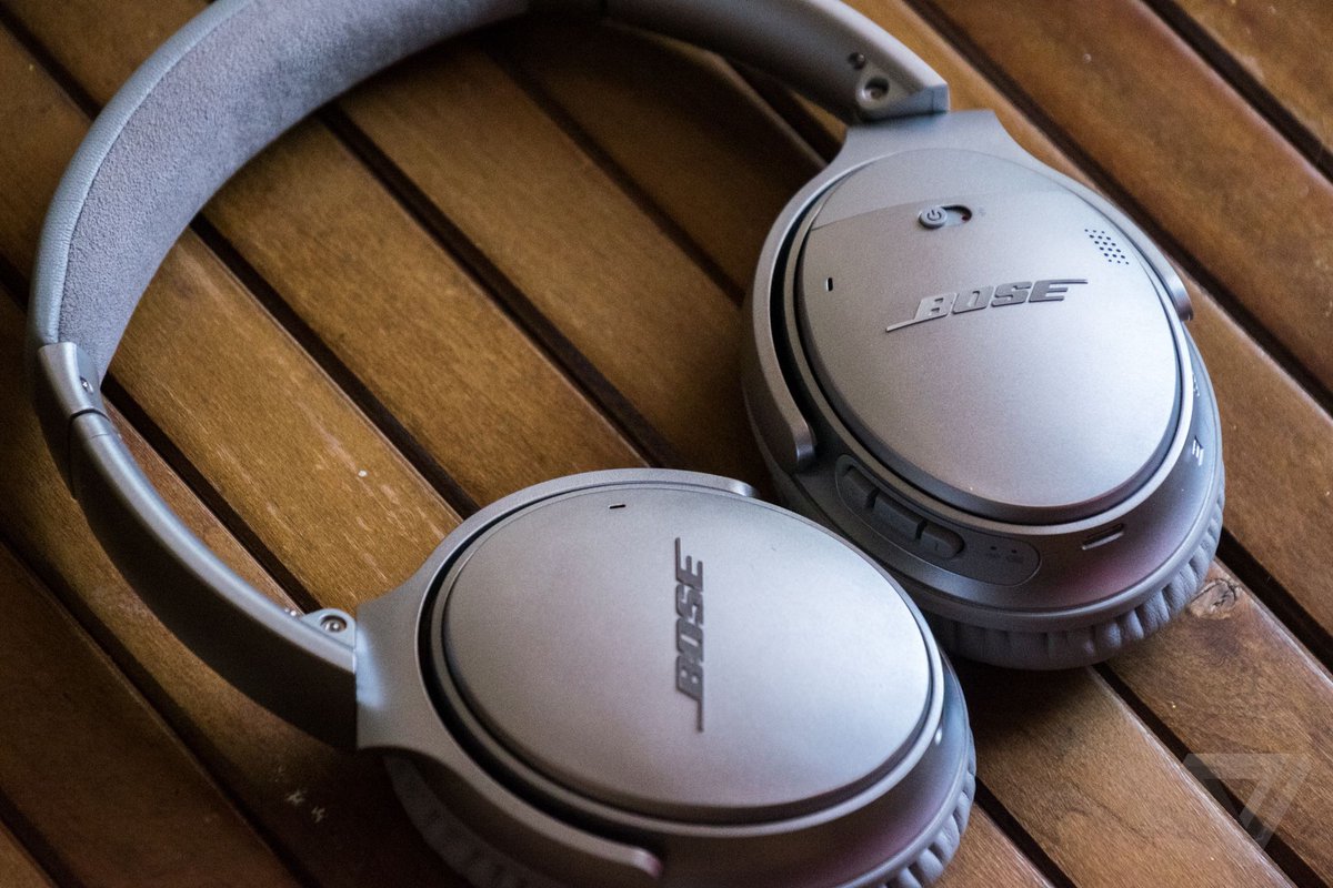 Bose headphones and Apple iPhone accessories are on sale today