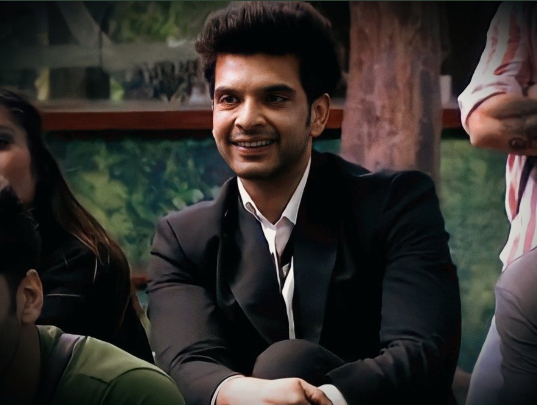 lavanyj1's tweet photo. Man who always stands for right 

WE SUPPORT KARAN KUNDRRA https://t.co/aZ3h89MWzC