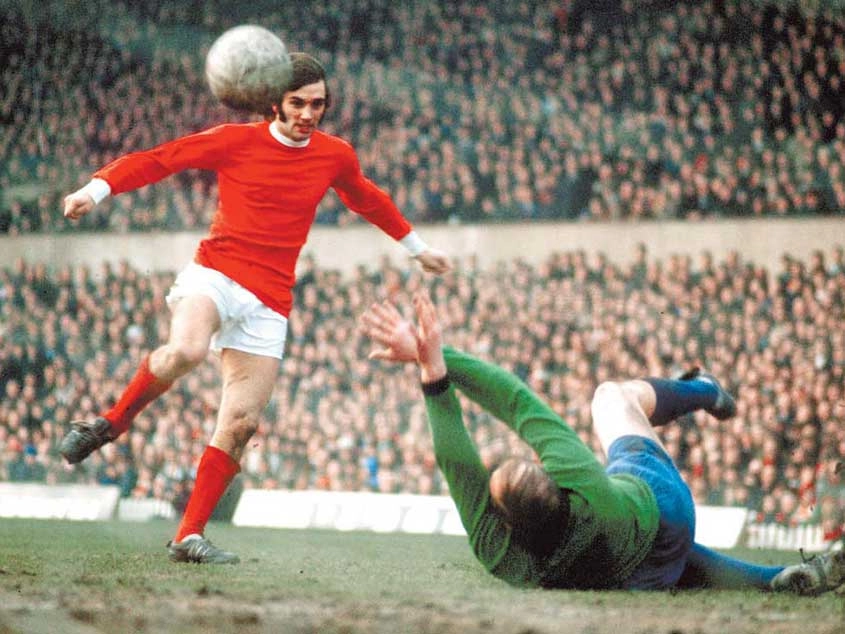 cabezamartini's tweet image. ¿Quién fue George Best? ¿Era mejor en la cancha o en la noche? ¿Por qué quedó inmortalizado?

Gran player, carismático, creador de enormes frases como: "Tenía una casa al borde del mar, pero para ir a la playa había que pasar por delante de un bar. Nunca me bañé".

🧵y #Sorteo