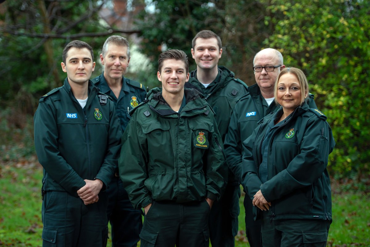 SECAmbulance's tweet photo. Our final Exceeding Expectations award recognises the efforts of a team of staff for their outstanding care to a very unwell patient, Well done to Sam, James, John, Vickey, Helen, Josie &amp; Sam #SECAmbStars21 https://t.co/XYdJ9GXmoR