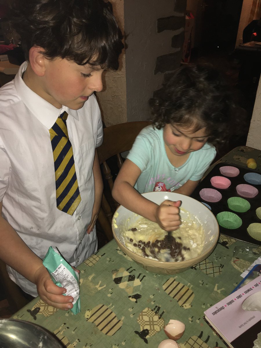 dremmag's tweet photo. Prepping for scout camp this weekend a very excited 10 yo @BearGrylls @Nigella_Lawson #campcake https://t.co/o7L6B0NA1V