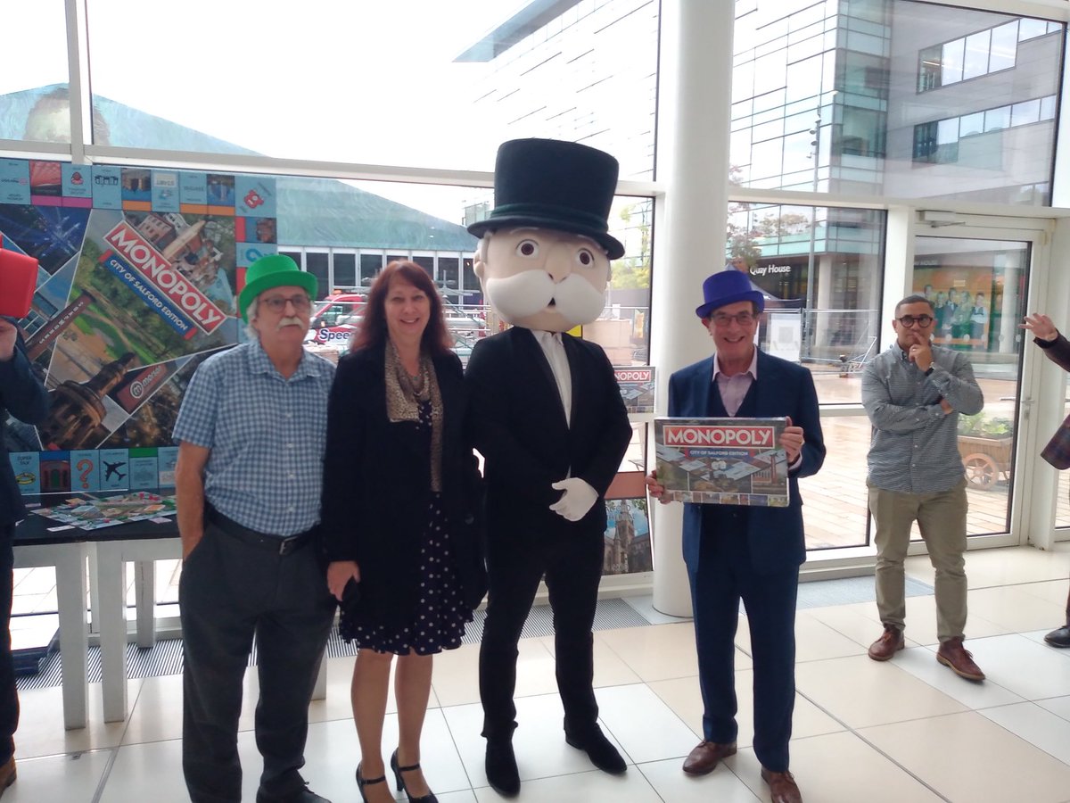 marilynshalks's tweet image. What a great day for Salford getting their own @MonopolyUK board including @SalfordCRadio @SalfordCityFC @SalfordDevils @The_Lowry My lovely husband Allan Shalks, presenter on Salfordcityradio with Jill Bowyervthe Radio station manager