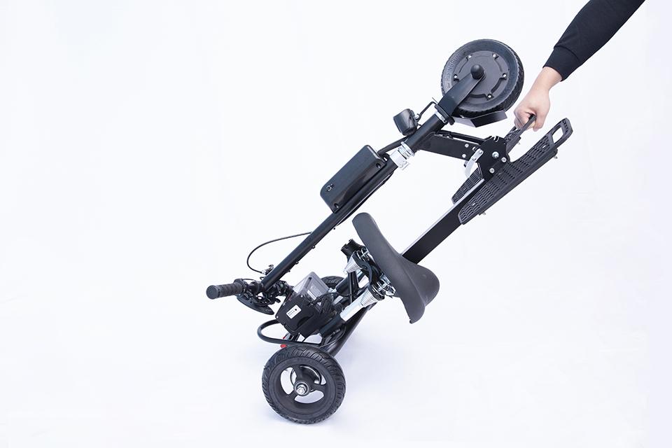TripleMobility's tweet image. We are also so excited to announce our lightest scooter IN THE WORLD‼ Glion SNAPnGO 3-Wheel Ultra Lightway Folding Scooter with only 31lbs with no battery. 
NOW IN STOCK🛵🛵
🔆Weight Limit of 300 lbs.
Lithium Battery - Perfect for traveling✈️🚢
Fold N Go!
FOR ONLY💲1,749💲