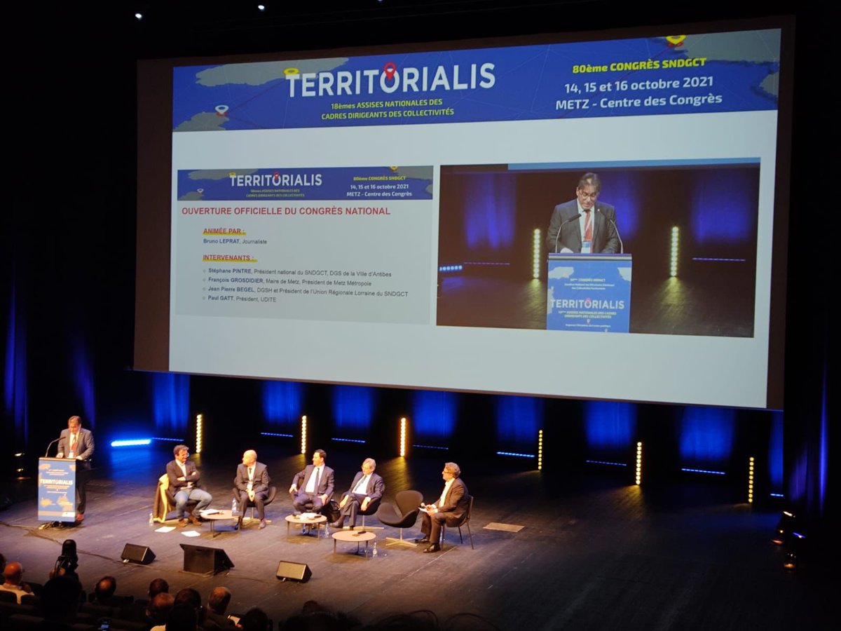 udite_network's tweet photo. @Paul_Gatt #president #localgov #collterr @udite_network addressing @sndgct #territorialis 2021 opening session of national congress #DGS about the challenges facing the profession across Europe with the COVID-19 recovery #EURegionsWeek https://t.co/59gvYHRXBO