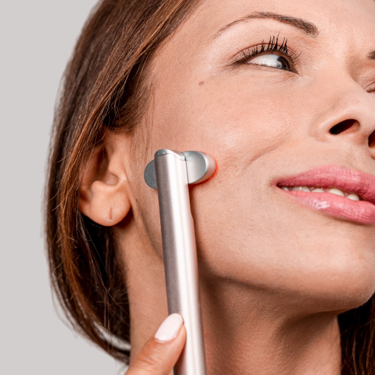 laduora's tweet photo. Laduora Velve helps bring your inner glow so you can enjoy a full, comfortable spa day in the comfort of your own home.
Learn More: https://t.co/F1YEWDK0DW
#laduora #hightechbeauty #skincaretool #redlighttherapy #microcurrentfacelift https://t.co/MV0h3oLNci