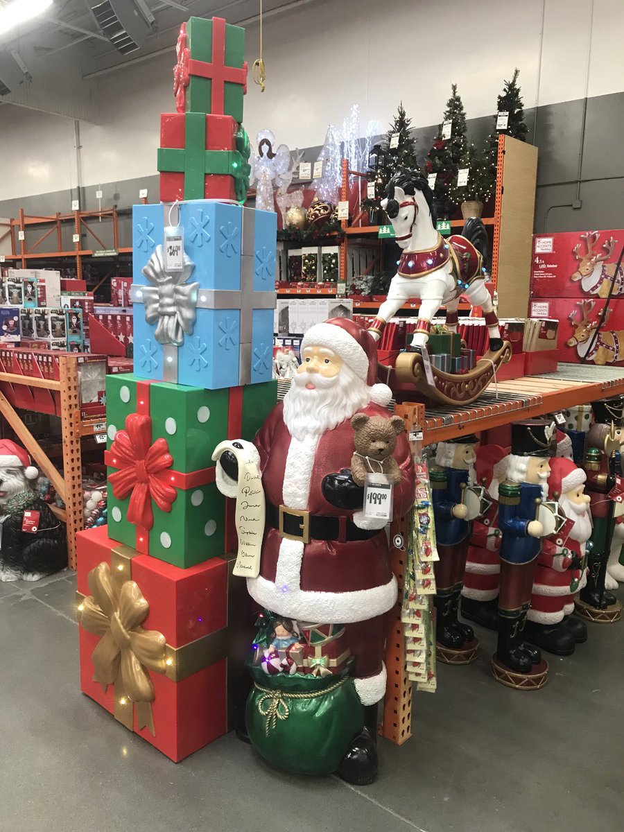 moises53412477's tweet image. 1009 /Xmas/Ready/ if you are/ come/ and see/ our/ Displays.