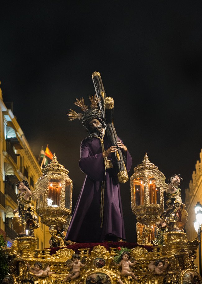 maca_puentes's tweet photo. "Maca, pide un deseo"💫

💜 Estar en Sevilla el día 16 💜

#GranPoder 
#SalidaGranPoder 
#Sevilla
#HayQueVolverALaBulla 
#EchandoDeMenosSevilla https://t.co/E2rAKBWW1x