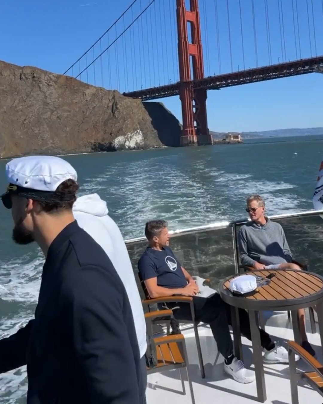 Klay Thompson captains hat earns him invitation to drive SF ferry