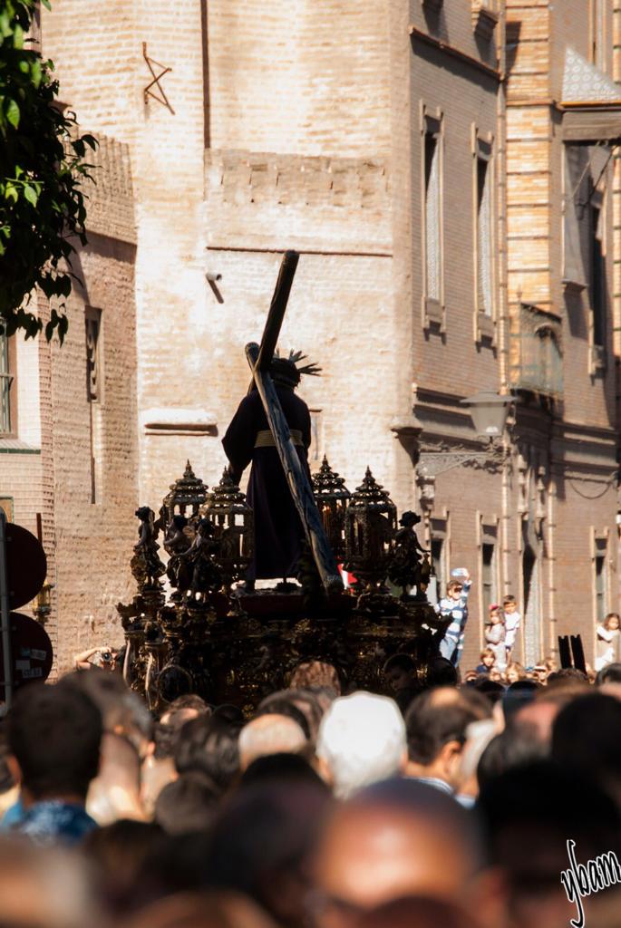 LaSevillaCofra3's tweet photo. Sueñen con ver al Señor de Sevilla en la calle... Pronto se cumplirá. #16Octubre #SalidaGranPoder
@HdadGranPoder https://t.co/Ge2fJuPpDZ