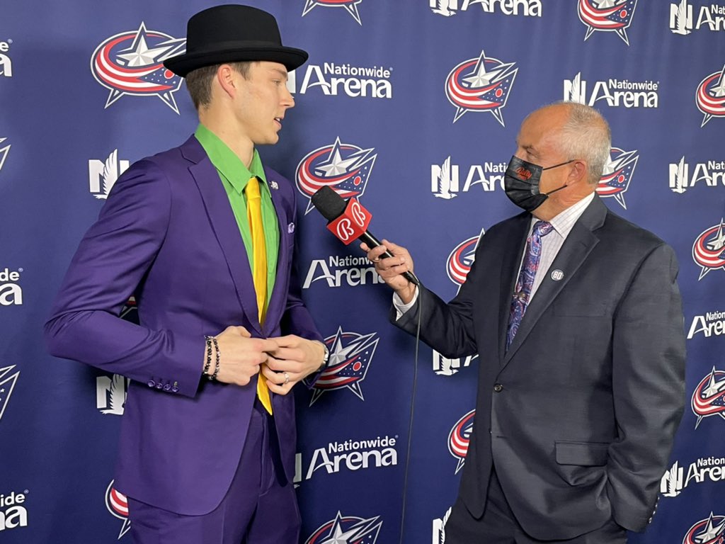 JacketsInsider's tweet photo. Elvis Merzlikins has entered the building. He says Matiss Kivlenieks, who once had The Joker on his #CBJ helmet, would be jealous of the suit. https://t.co/A3clwq2O4j