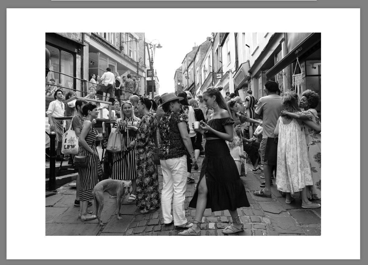 BrookesPics's tweet photo. Some of my and classic Frome postcards now available at @BlackSwanArts @HuntingRavenBks @WHYwehearyou Why Gallery in #frome #shopfrome @VisitSomerset @DiscoverFrome https://t.co/vO6DmjS0iu
