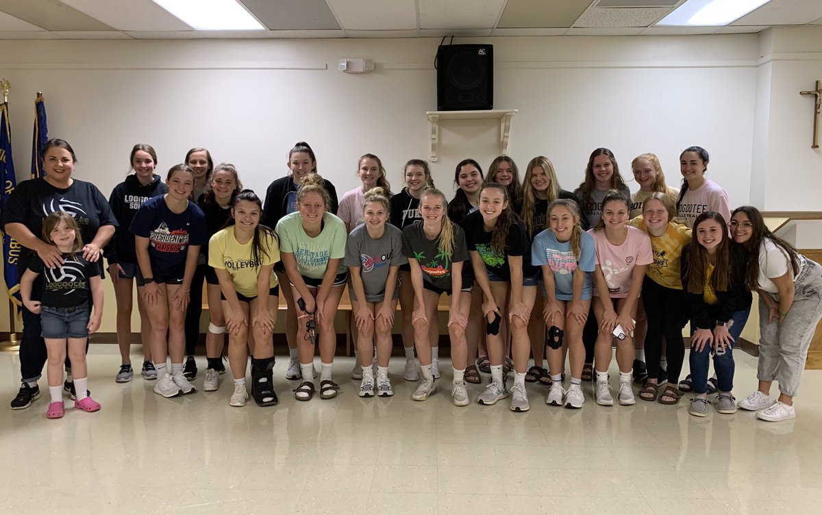 LoogooteeVball's tweet image. Thank you Jacqueline Esch, Father Walker &amp;amp; St John Catholic Church for lunch after practice today!! #SectionalWeek #LHSVB #TBH