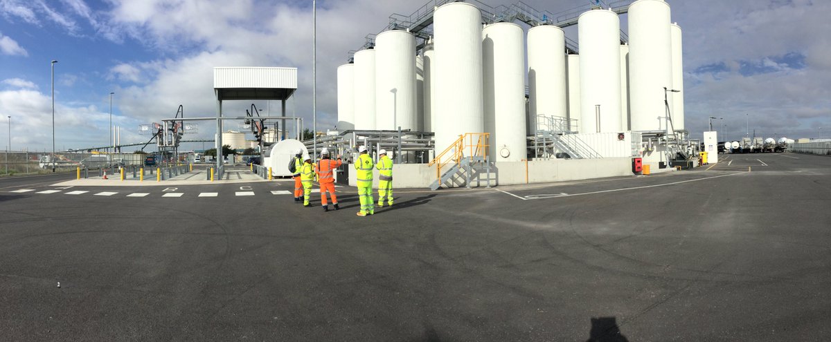 Eurovia_UK's tweet photo. ๐ง๐ฆบ Great to spend time on-site with colleagues @TfL this week.
Looking at recycled/high RAP and low-carbon highway processes and products that will support Londonโs low carbon/low impact targets and aspirations.
#rethinkinghighways #partnershipsthatwork #sustainablefuture https://t.co/vmUrUGhip5