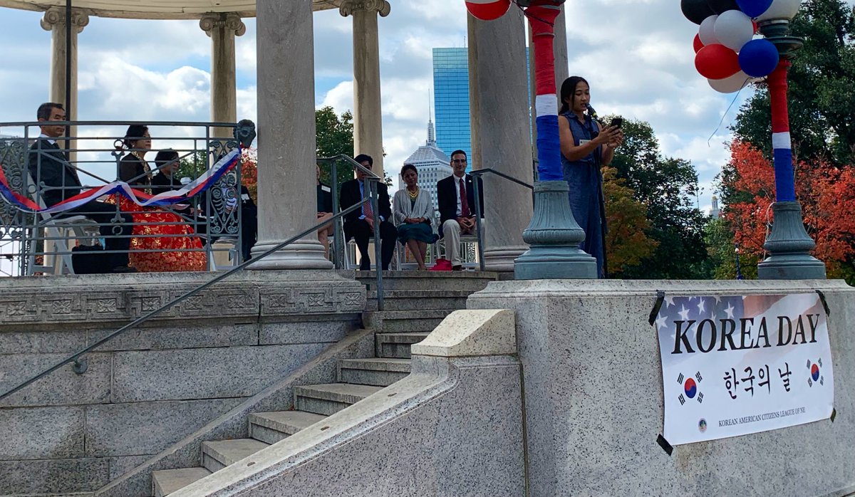 TommyVitolo's tweet photo. Having a blast at #KoreanDay in Boston alongside Chair @TackeyChan Rep @mariarobinsonMA and @RepVannaHoward. Thank you #Brookline friend and neighbor Susan Park for the invite, and Select Board Member @SelectGreene for joining the celebration!🇰🇷 https://t.co/2LKsNfqhvT