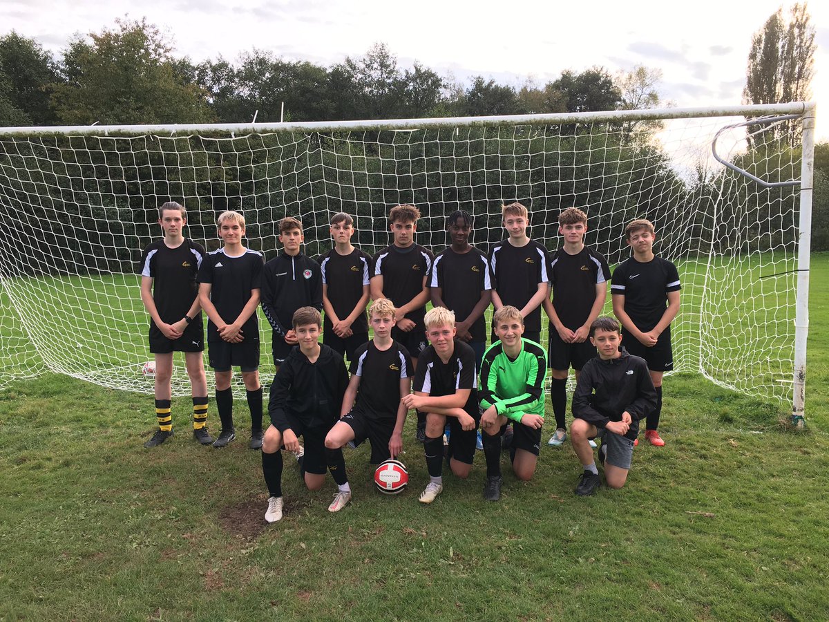 Excellent result for year 10 <a href="/Y10NHS/">Year 10 NHS</a> ⚽️ boys, running out 2-1 winners. Goals courtesy of Petrescu x1 and Griffin x1. ⚽️⚽️ MOM’s were Ethan L, Zach D and Jamie P 🔥🔥🔥 <a href="/NewporthighPE1/">@NewporthighPE</a> <a href="/NewportH/">Newport High School</a>