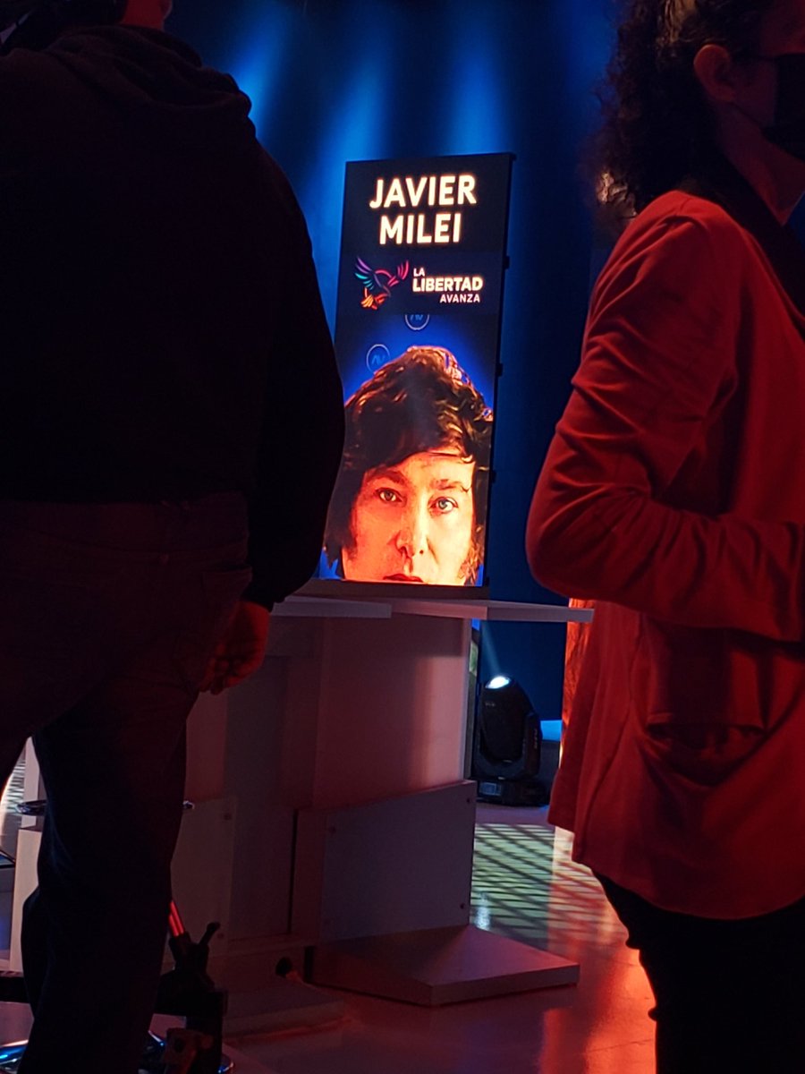 NYGBertie's tweet photo. Javier Milei es el único candidato que propuso algo diametralmente opuesto a lo que se viene haciendo en los últimos 90 años.
Tan lejos estamos de ser un país decente y tan lejos de las ideas de Alberdi que, para la casta política, volver a la Constitución es útópico y delirante. https://t.co/cos9zfC0Ml
