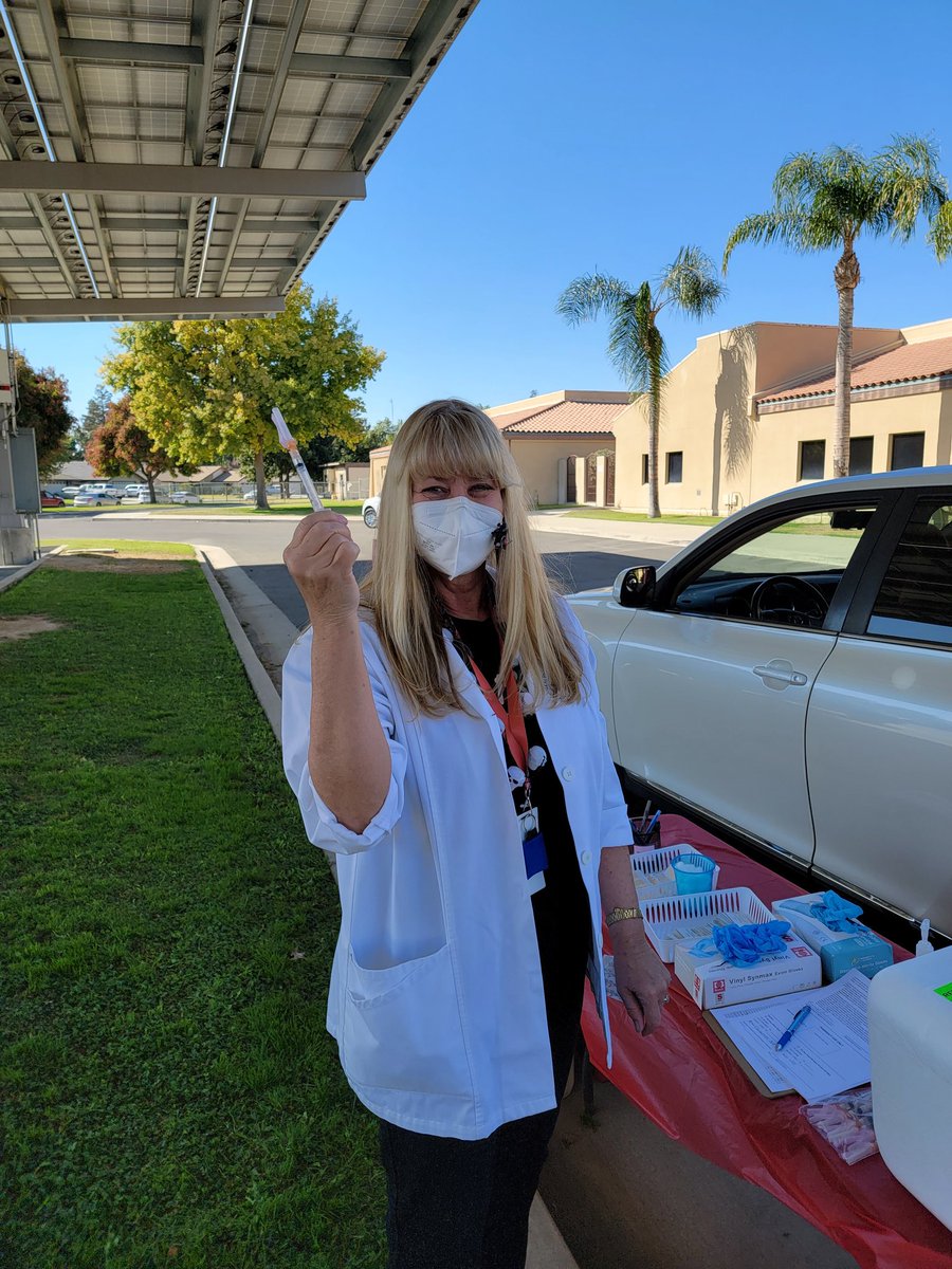 PBVUSD's tweet photo. Our school nurses administered over 450 flu vaccines yesterday at our drive-thru clinic. Way to go!!! We are so thankful for our superhero nurses ❤  We'll be hosting another flu vaccine clinic before the end of the month👩‍⚕️👩🏿‍⚕️👩🏽‍⚕️

#FluVaccine #SayBooToTheFlu https://t.co/AbP8cUEZ4W