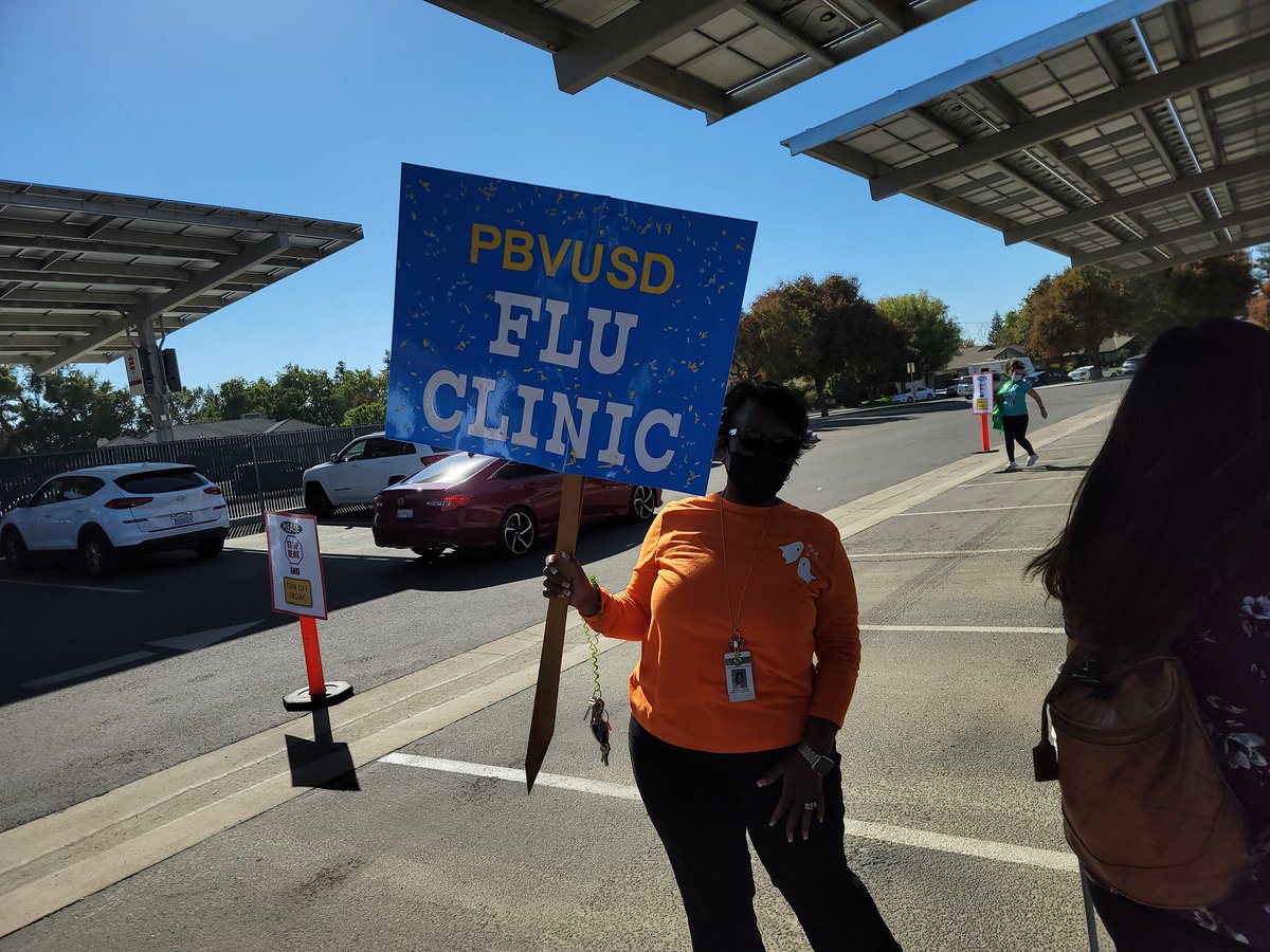 PBVUSD's tweet photo. Our school nurses administered over 450 flu vaccines yesterday at our drive-thru clinic. Way to go!!! We are so thankful for our superhero nurses ❤  We'll be hosting another flu vaccine clinic before the end of the month👩‍⚕️👩🏿‍⚕️👩🏽‍⚕️

#FluVaccine #SayBooToTheFlu https://t.co/AbP8cUEZ4W