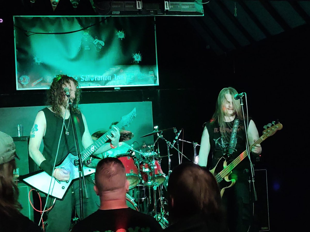 InfestedA's tweet image. Ye Olde Salutation Inn, Nottingham, 13/10/21 - big shout out to @FoetalJuice, Basement Torture Killings, Terrible Claw and Anti Stasi for a banger of a night!

#deathmetal #grindcore #infestedangel