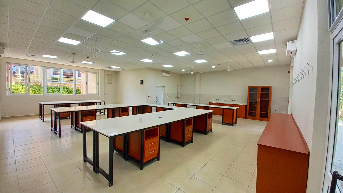 Ashesi's tweet photo. Three months since we started work on creating our new bioengineering laboratory #atAshesi!

How it started:        How it’s going: https://t.co/33SyYw1Iv5
