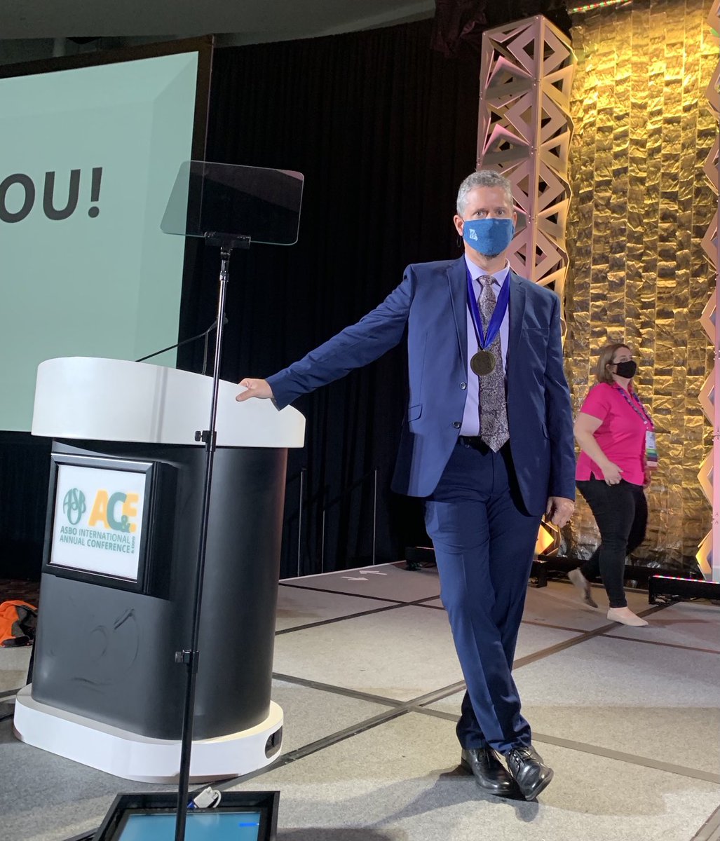 moasbo's tweet image. ⁦@cbrazeale⁩ just chillin’ as he waits for more photographers 👏 #asboace2021 #moasbo