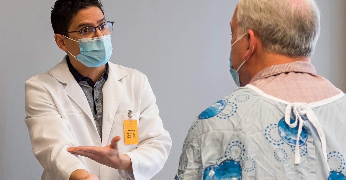 MedCouncilCan's tweet photo. Getting ready for the #NACexam and want to know what Objective Structured Clinical Examinations (#OSCE) stations look like? Check out our #OSCEorientation cases to prepare for the big day: https://t.co/9n68Qsmjw8.
What to expect the day of: https://t.co/daCyiU1WlH. #MCCExamReady https://t.co/wwE1A88hz6