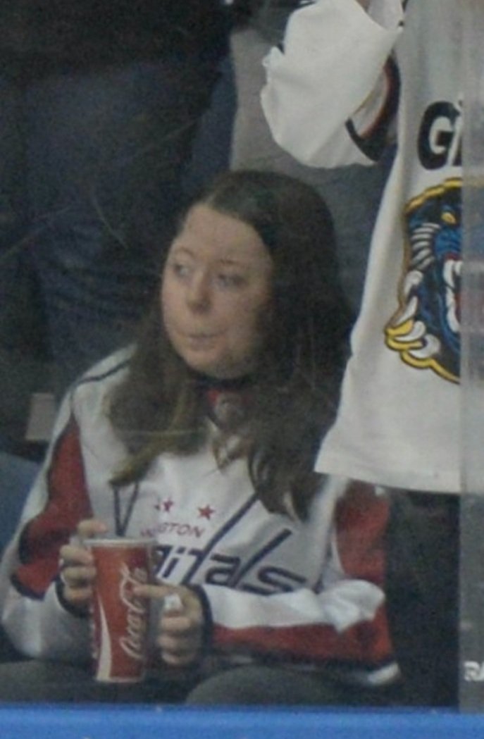 Face At The Plexi tweet media