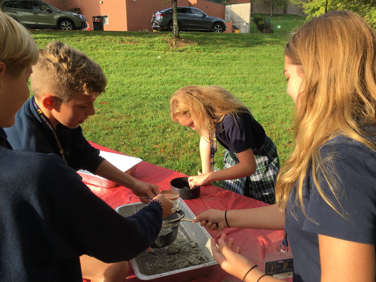 Sifting in layers! Great idea for our Waldron Shale Project. 6th Grade Science ⁦<a href="/coolCatholicSch/">St. Patrick School</a>⁩ #geoscience.