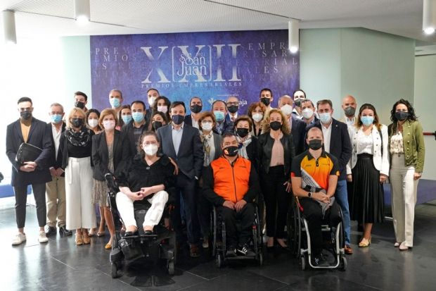 #FEDA reúne a los “Sanjuanes” 2021-XXII Edición, ya preparados para la Gala de entrega del próximo día 22. “Orgullo, ilusión y agradecimiento” han sido las palabras más repetidas, al tiempo que compartidas, por todos los premiados buff.ly/3j4EgCt
#PremiosSanJuan21