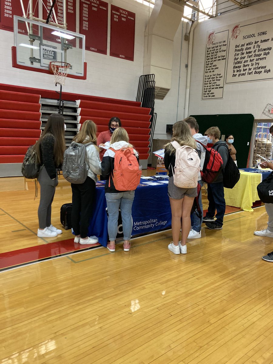 FortOAdviser's tweet photo. Thanks to everyone who came out for our College &amp; Career Fair! Our students learned a ton. @MCACRetention @mizzouaaron @JaredUCM @KcScholars @MCCKansasCity @Apply_NW @TrumanHeartland @AdmissionsAvila @ipdinfo @HDFKC and more! https://t.co/049TY4Rfdv