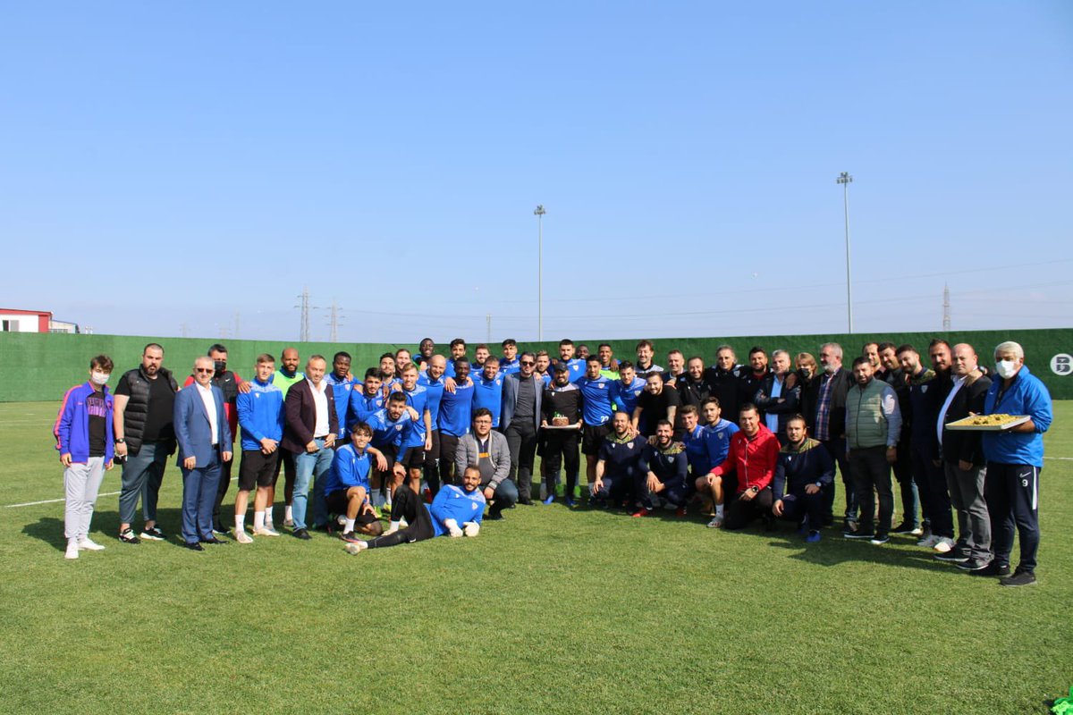 Aile 🇱🇻🖤💪🏽 <a href="/Bandirma_SK/">Bandırmalı</a> <a href="/10urgocmez/">Onur Göçmez</a> <a href="/ademyilmaz74/">ADEM YILMAZ</a>  <a href="/ozerraydinn/">özerraydinn</a> <a href="/sertozcan/">Özcan Sert</a> <a href="/Mustizgi/">Mustafa İZGİ</a> 🧿
