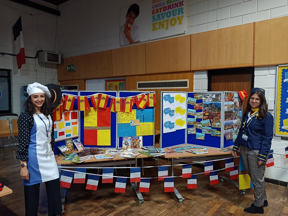 #teammfl are ready for you Y5s and Y6s! <a href="/WalesHigh/">Wales High School</a> #openevening2021 #cometowaleshigh