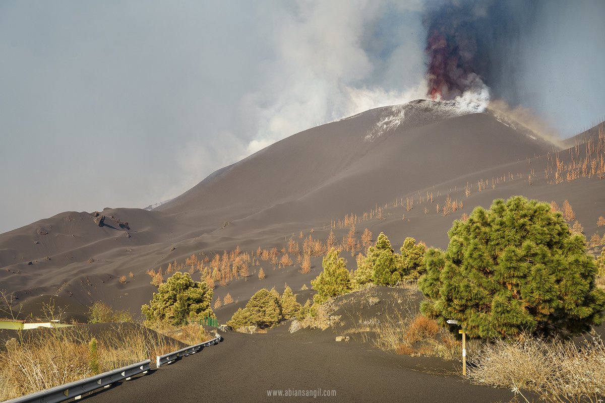 Así ha cambiado el paisaje de La Palma para siempre en apenas unas semanas.